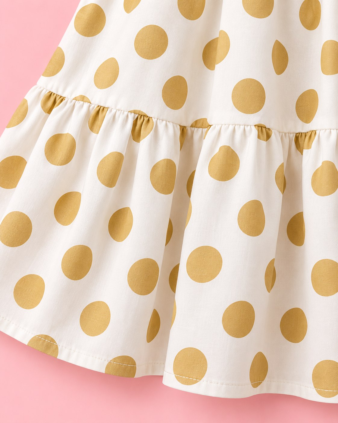 Vestido Poá Dourado com Laços - foto 3
